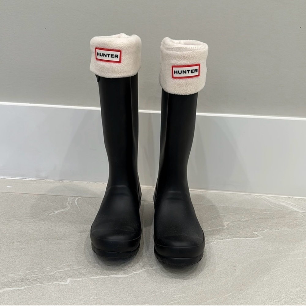 HUNTER RAINBOOTS W SOCKS